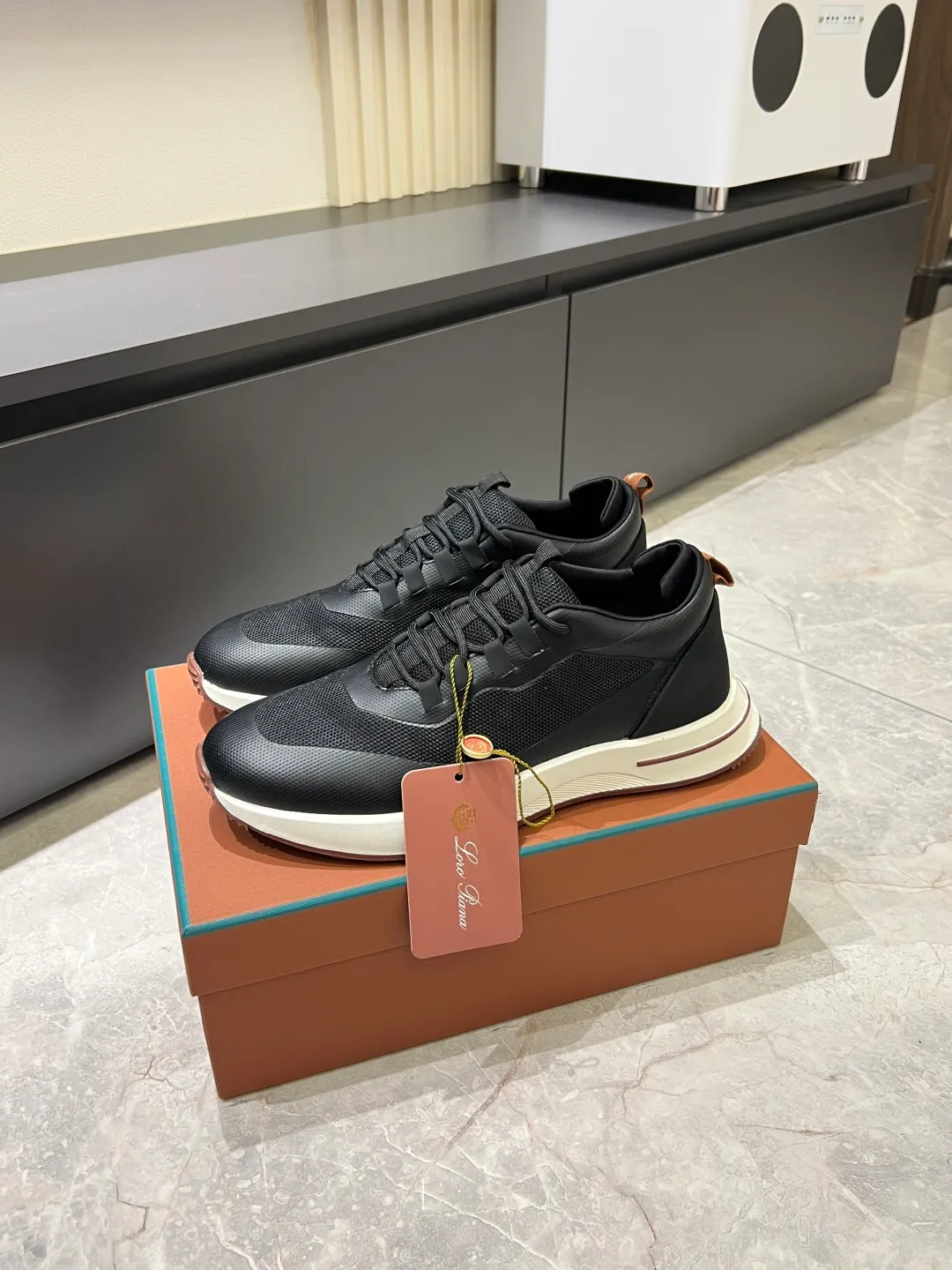 Men's men's shoes 💰p480 Loro men's shoes 💰piana niche classic jogging shoes, men's lace-up casual shoes and sneakers, high-quality lightweight and comfortable fabrics, suitable for outdoor leisure, the color scheme is young and energetic, and it looks great with sportswear or casual suits! Size: 38-44 (45 customized)